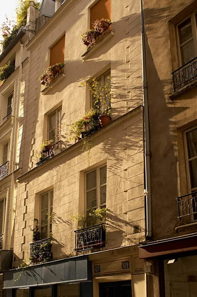 Appartementen Parijs Met Ramen — Stockfoto