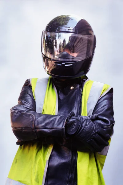 Pengendara Sepeda Motor Mengenakan Helm Macet — Stok Foto