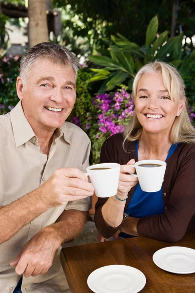Mature Couple Having Coffee — Stock Photo, Image