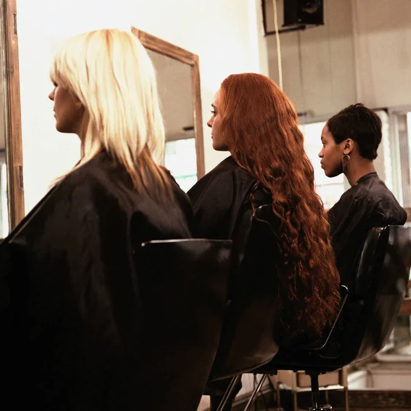 Three Beautiful Women Hairdressers — Stock Photo, Image