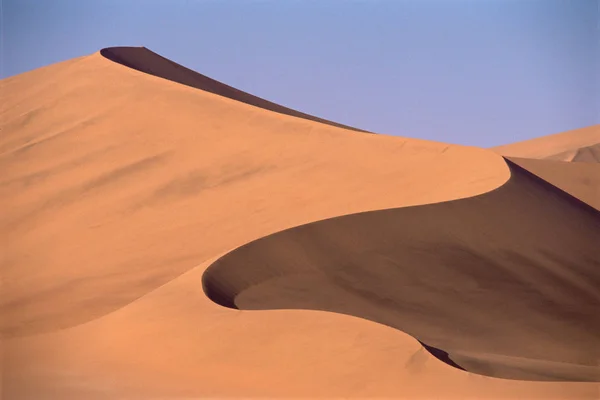 Deserto Com Céu Azul — Fotografia de Stock