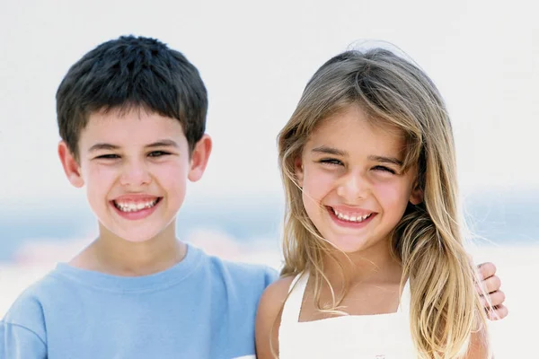 Retrato Niño Niña Cerca — Foto de Stock