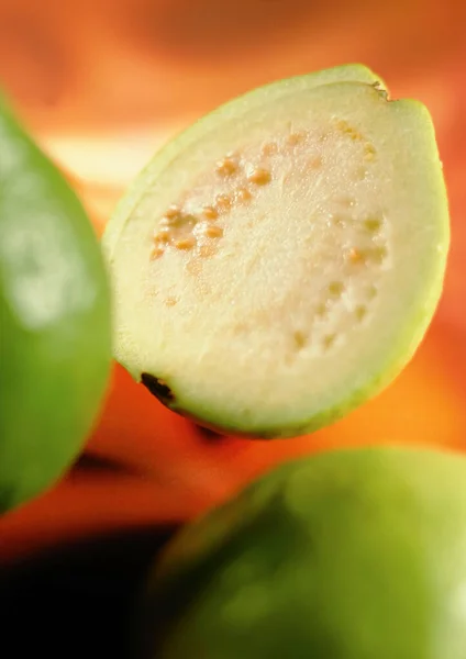 L'interno di una guava verde — Foto Stock