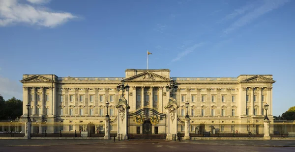 Buckingham Palace, Londres, Inglaterra, Reino Unido — Foto de Stock