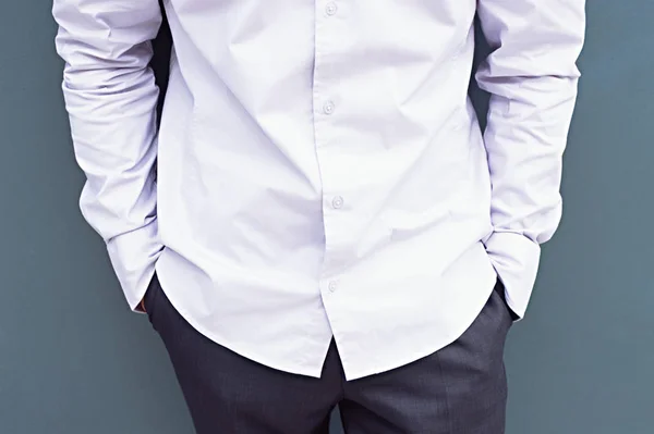 Muž Rukama Kapsách — Stock fotografie