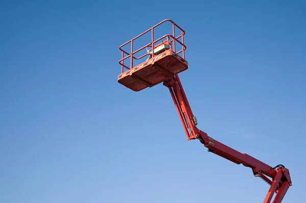 Crane och blå himmel — Stockfoto