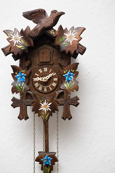 Cuckoo Clock White Background — 스톡 사진