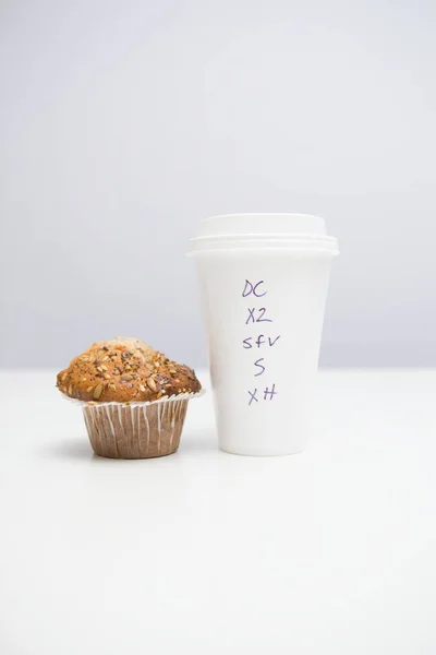 Кофе и кекс — стоковое фото