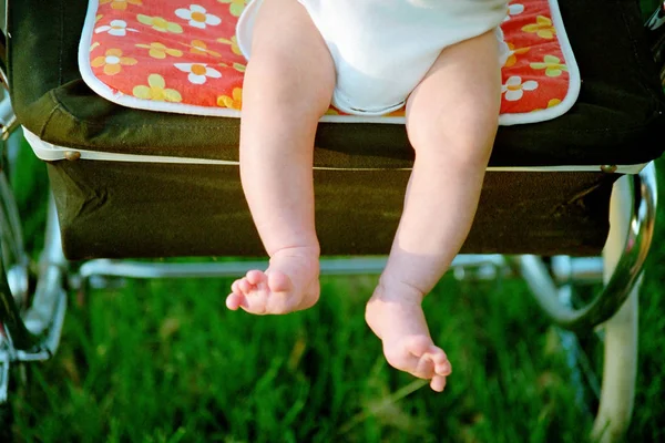 Nogi Dziecka Zbliżenie — Zdjęcie stockowe