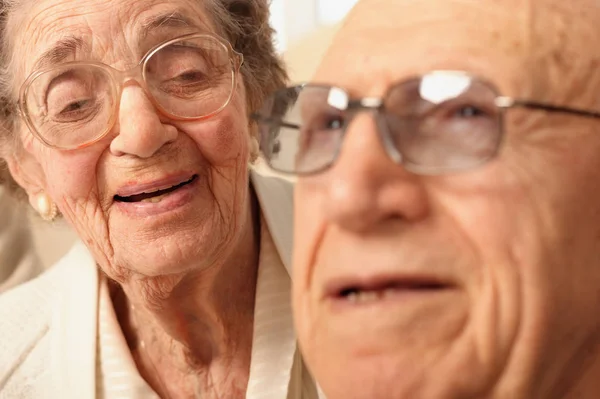 Ηλικιωμένος Άνδρας Και Γυναίκα Μαζί — Φωτογραφία Αρχείου