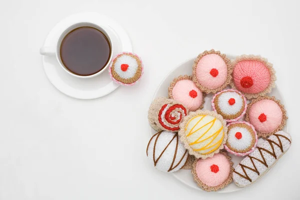 Café y pasteles de punto — Foto de Stock