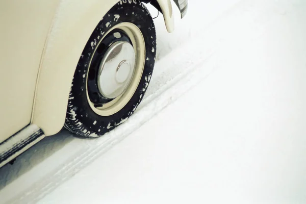 Vintage Car Snow — Stock Photo, Image