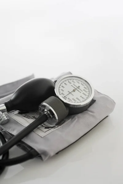 Blood Pressure Gauge Isolated White Background — Stock Photo, Image