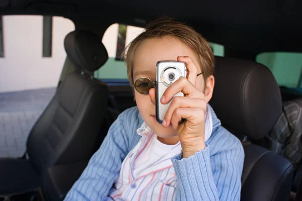 Niño Con Teléfono Cámara — Foto de Stock