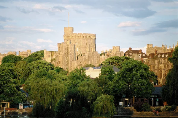 Castillo Windsor Sobre Cielo Azul — Foto de Stock