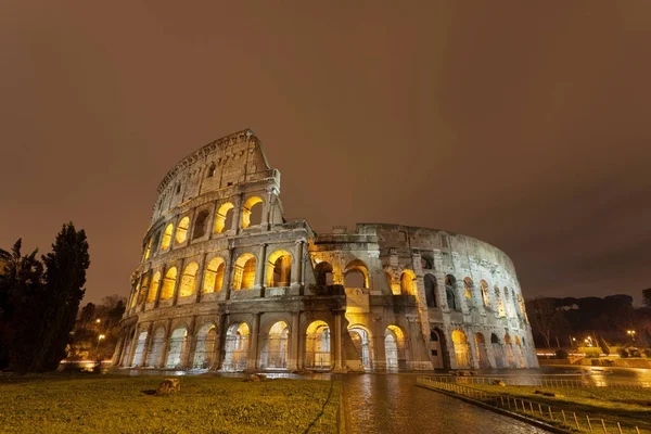 Roman Coliseum Lit Night — Stock Photo, Image