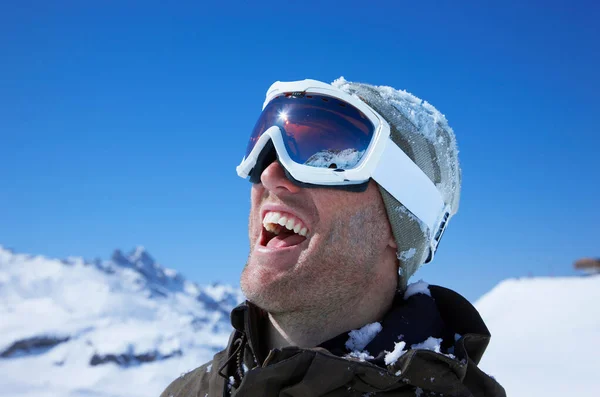Portrait Homme Portant Des Lunettes Ski — Photo