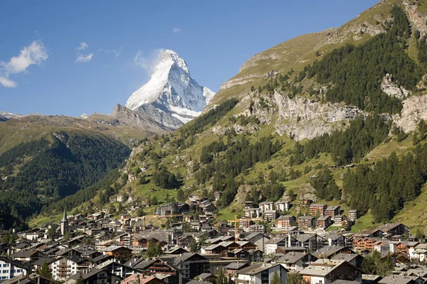 Schweiziska Staden Nära Matterhorn — Stockfoto