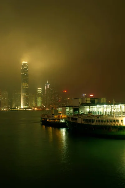 Port de Hong Kong la nuit — Photo
