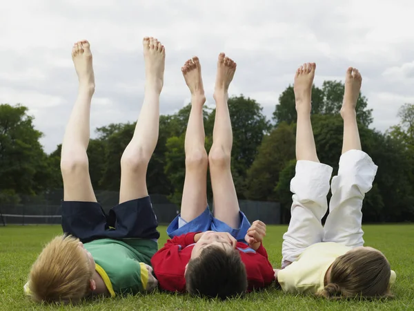 Niños Jugando Parque — Foto de Stock