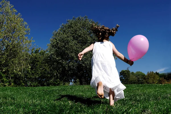 Ragazza Anni Con Palloncino Mano — Foto Stock