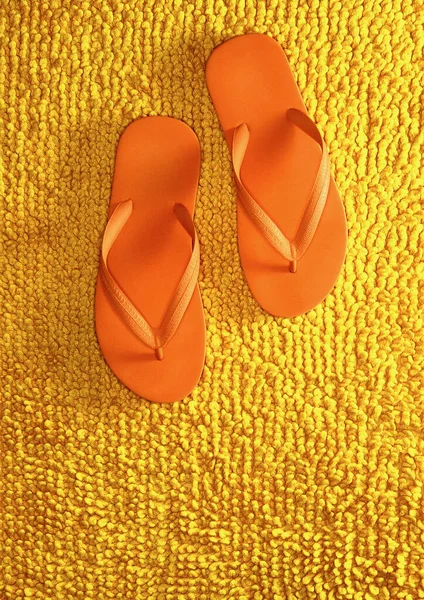 Paar Van Oranje Slippers — Stockfoto