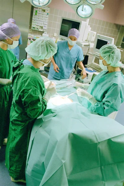Equipo Quirúrgico Trabajo —  Fotos de Stock