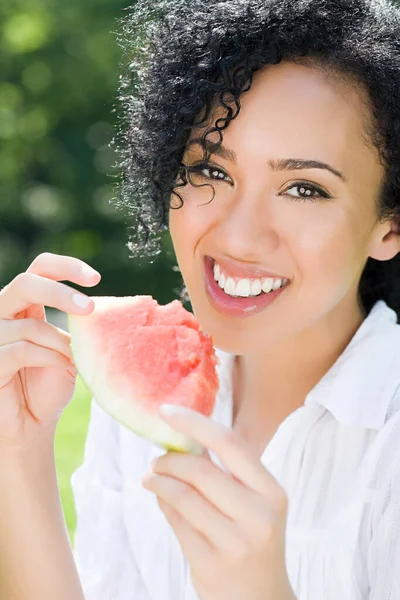 Mujer Joven Con Rebanada Sandía — Foto de Stock