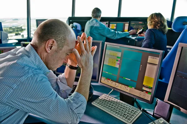 Estresse Operador Escritório Computador — Fotografia de Stock