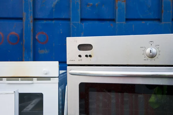 Discarded Ovens Rubbish — Stock Photo, Image