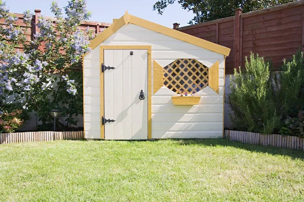 Shed Garden — Stock Photo, Image