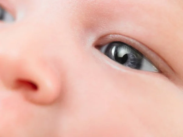 Bebeğin Gözünü Kapat — Stok fotoğraf