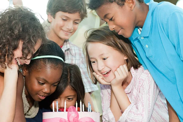 Діти Вечірці Тортами День Народження — стокове фото