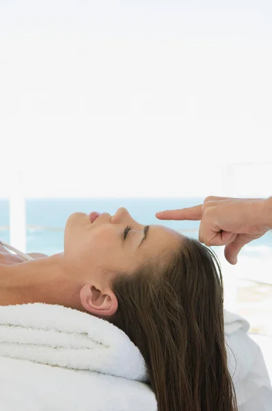 Female Being Given Massage — Stock Photo, Image