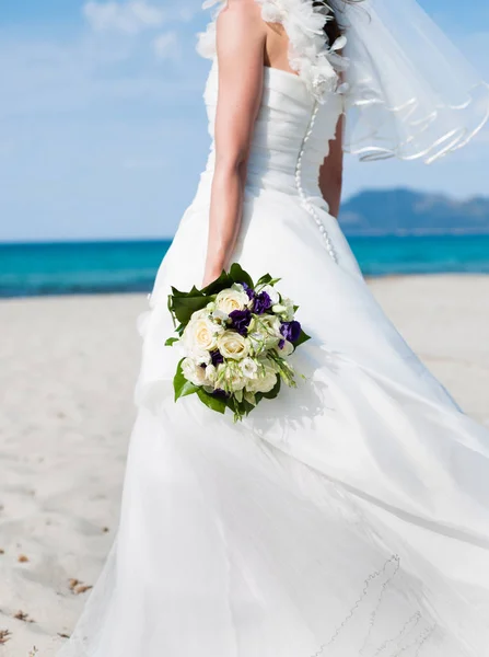 Невеста Свадебным Букетом — стоковое фото