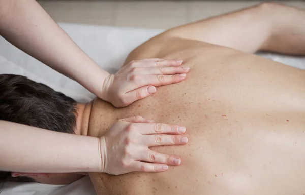 Man Having Back Massage Spa — Stock Photo, Image