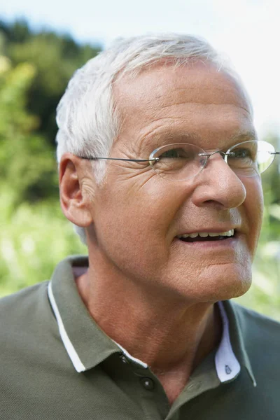 Starszy Mężczyzna Okularach Portret — Zdjęcie stockowe