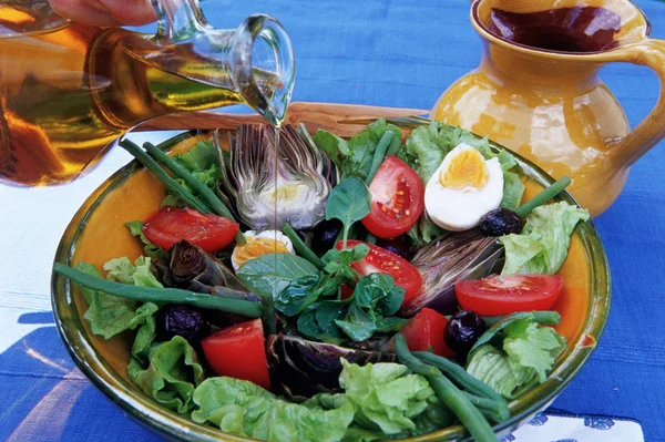 Salade Nicoise Śródziemnomorskie Jedzenie — Zdjęcie stockowe