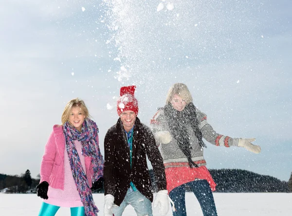 Friend Throwing Snow Mountains — Stock Photo, Image