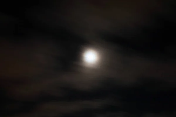 Bulan di langit — Stok Foto