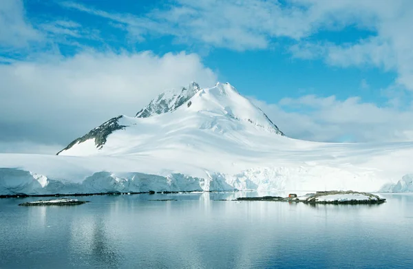 Port Lockroy Über Blauem Himmel — Stockfoto