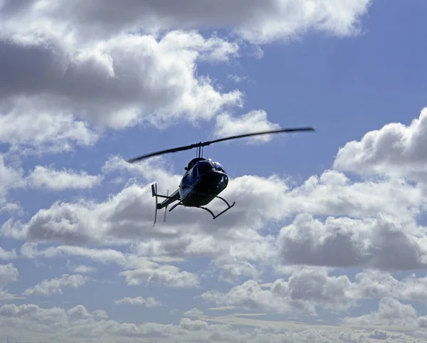 Helikopter Niebie — Zdjęcie stockowe