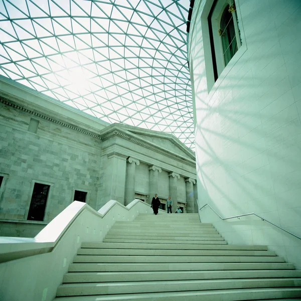 British Museum Napfényekkel — Stock Fotó
