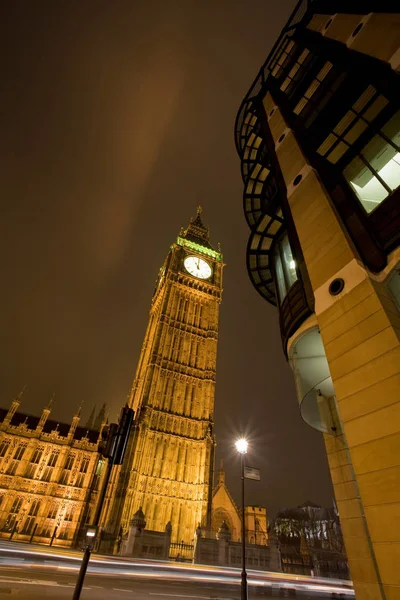 Big ben i portcullis dom — Zdjęcie stockowe