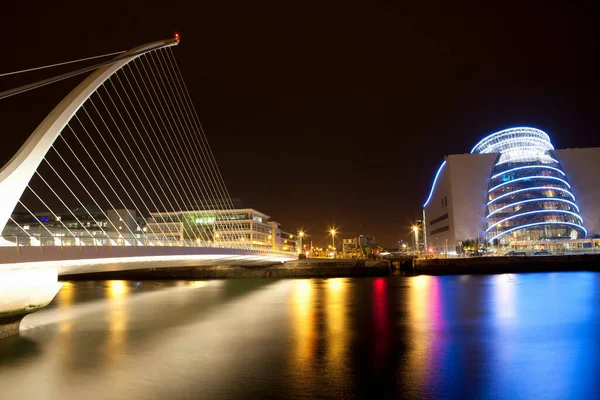 Samuel Beckett Bridge Noite — Fotografia de Stock