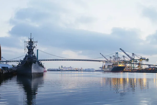 Slagschip Iowa in de haven van Los Angeles, Californië, Usa — Stockfoto