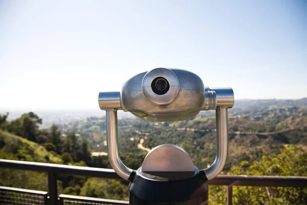 Τηλεσκόπιο Στο Πάρκο Griffith Θέα Στο Κέντρο Του Λος Άντζελες — Φωτογραφία Αρχείου