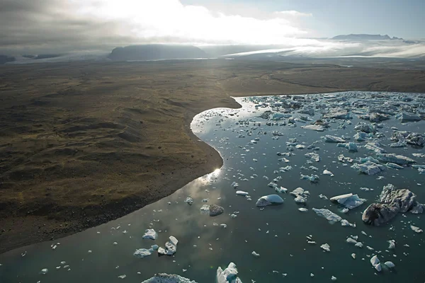 Eisberge Der Jokulsarlonlagune Treiben Vom Vatnajokull Gletscher Den Nordatlantik — Stockfoto