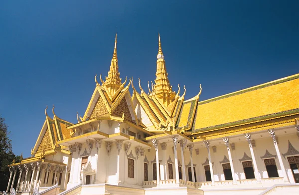 왕궁의 프놈펜 — 스톡 사진