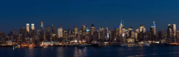 从新泽西州韦霍肯到犹他州纽约市曼哈顿的风景 — 图库照片